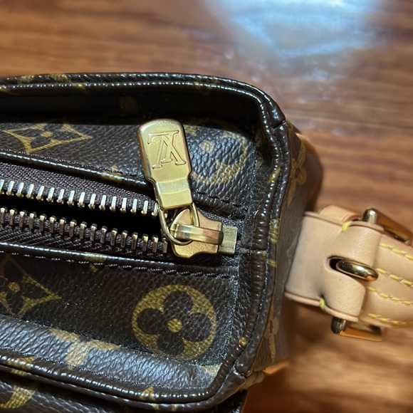 LOUIS VUITTON Monogram Viva Cite MM M51164 Shoulder Bag One - Picture 4 of 17